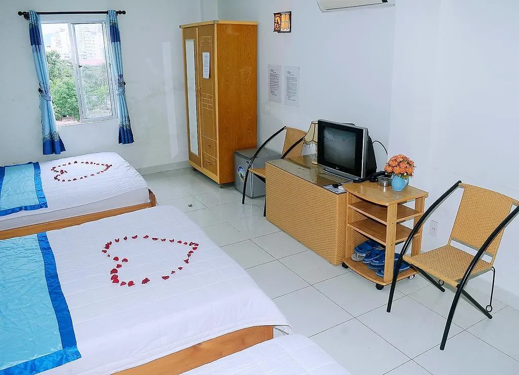 Queen 2 Hotel Nha Trang